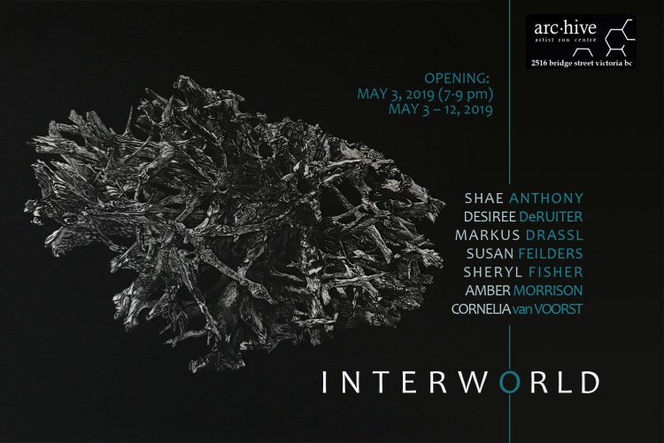 INTERWORLD POSTCARD